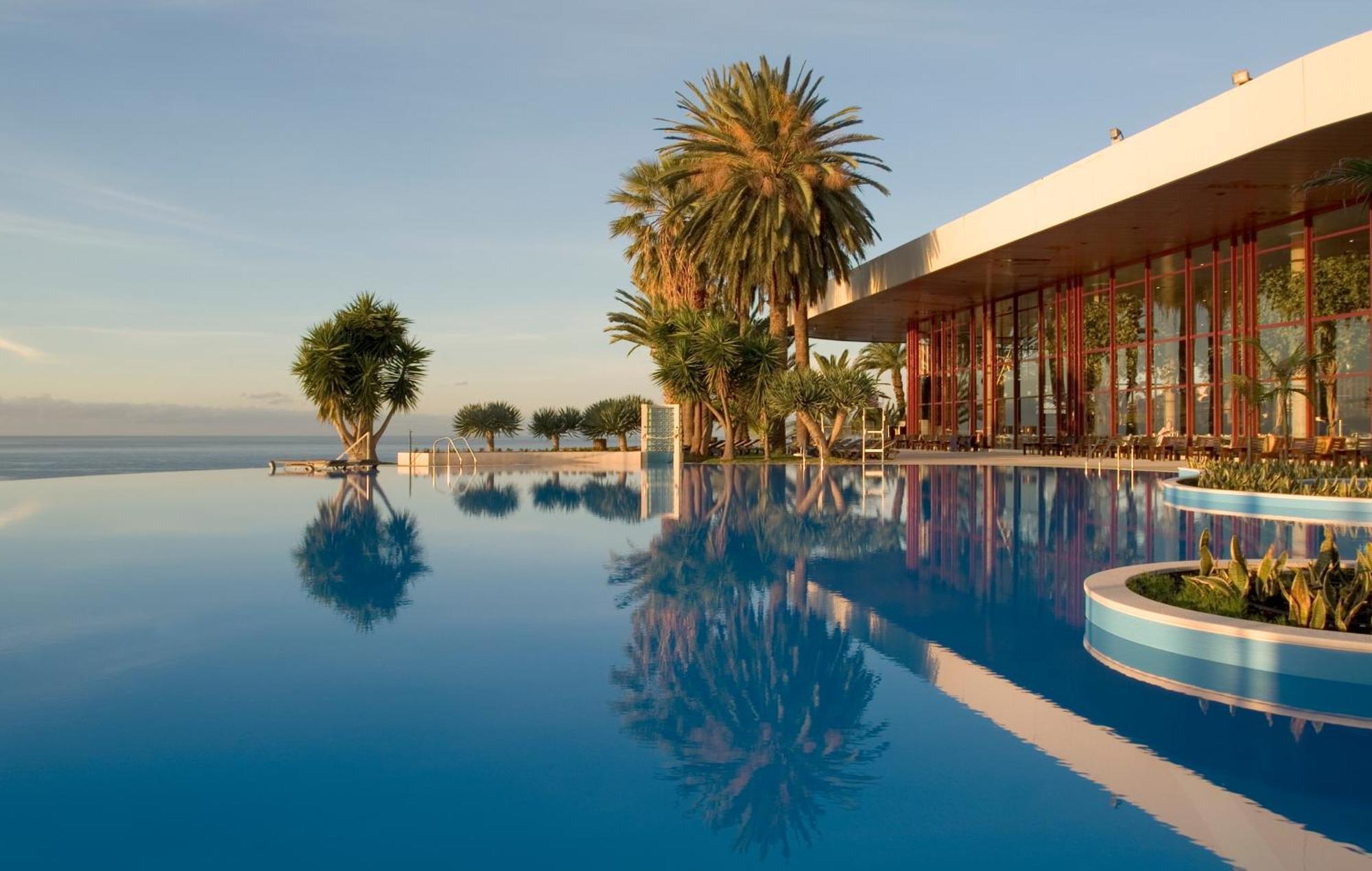 Pestana Casino Park Hotel & Casino Funchal  Exterior photo The Westin Resort & Villas, Naoussa, Paros