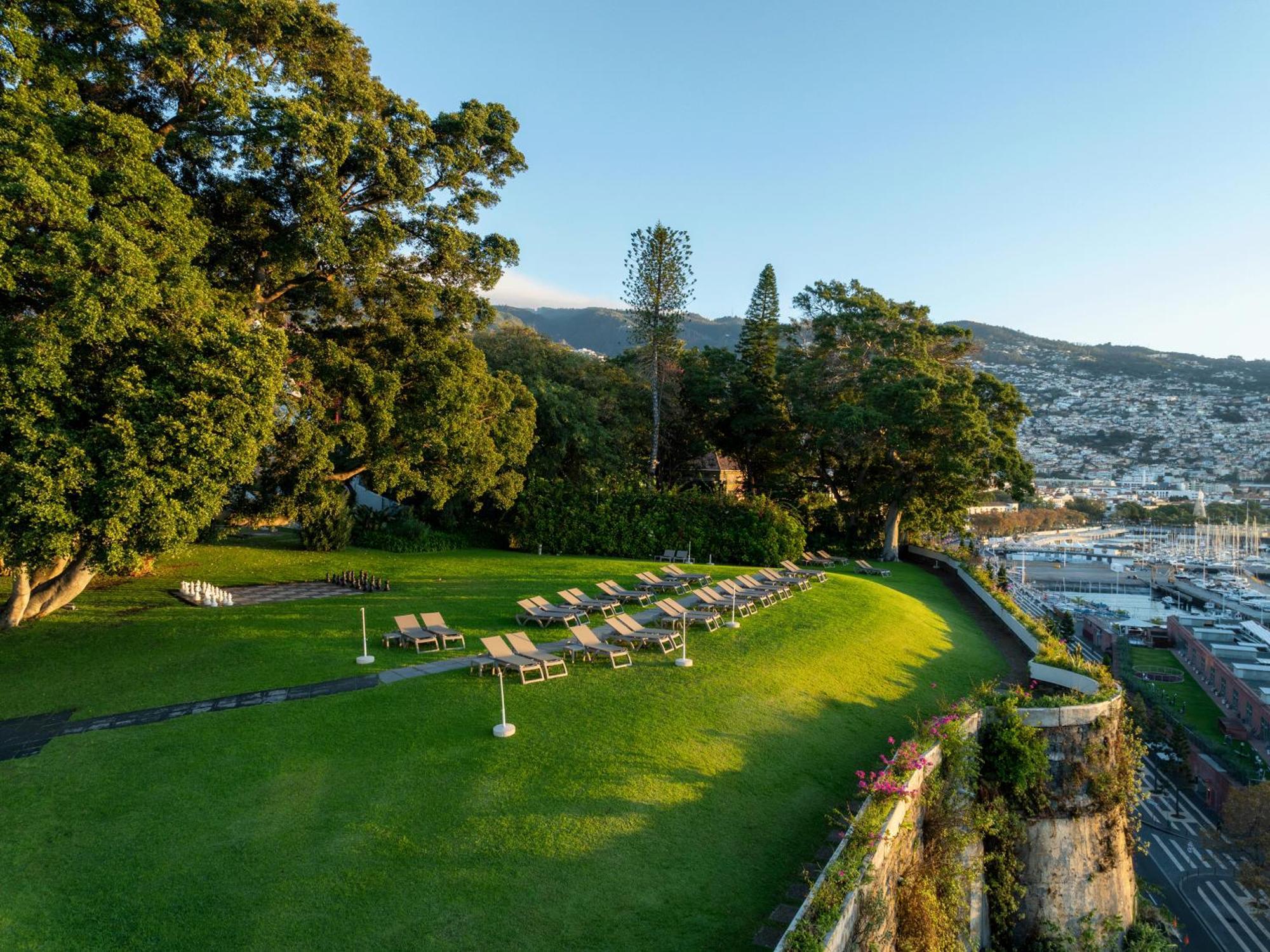 Pestana Casino Park Hotel & Casino Funchal  Exterior photo